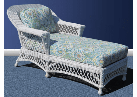 Vineyard Wicker Chaise Lounge in White