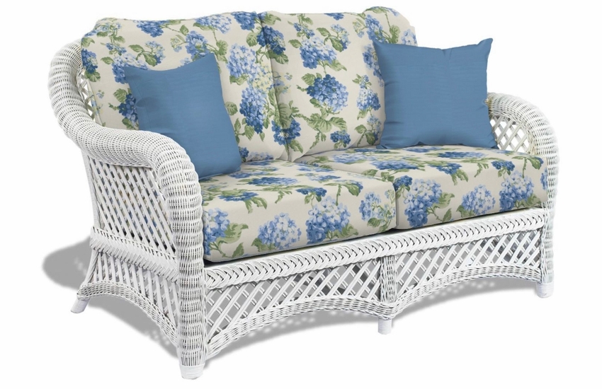 White Wicker Furniture Set of 6 Lanai