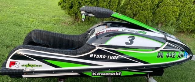 Customers Kawasaki 800 SXR Jet Ski Complete Graphics Kit (2003-2012)