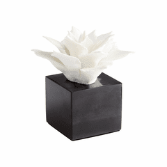 Cyan Medium Calendine Sculpture - White - 10284