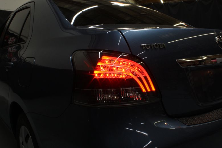 SPYDER 0711 Toyota Yaris 4DR Sedan LED Tail Lights Black ALTYD