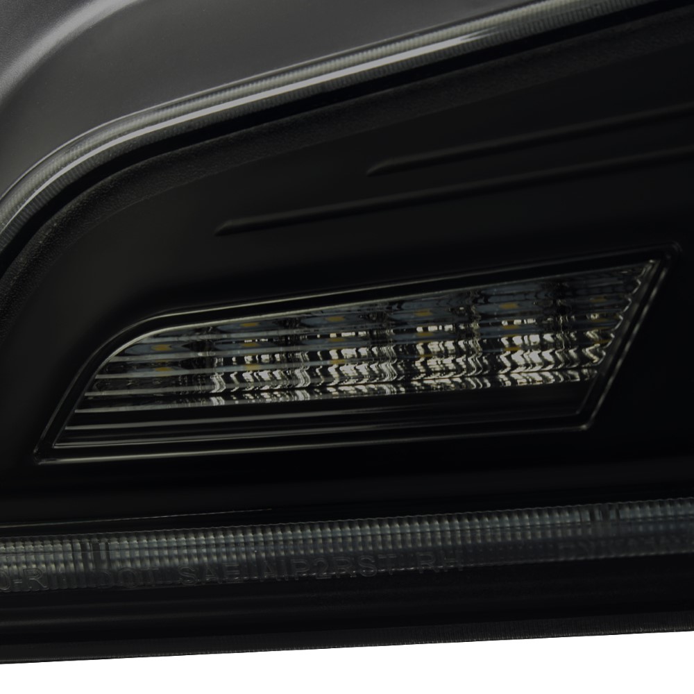 20032007 Infiniti G35 Coupe LED Dual Clear Halo Sequential Turn Signal