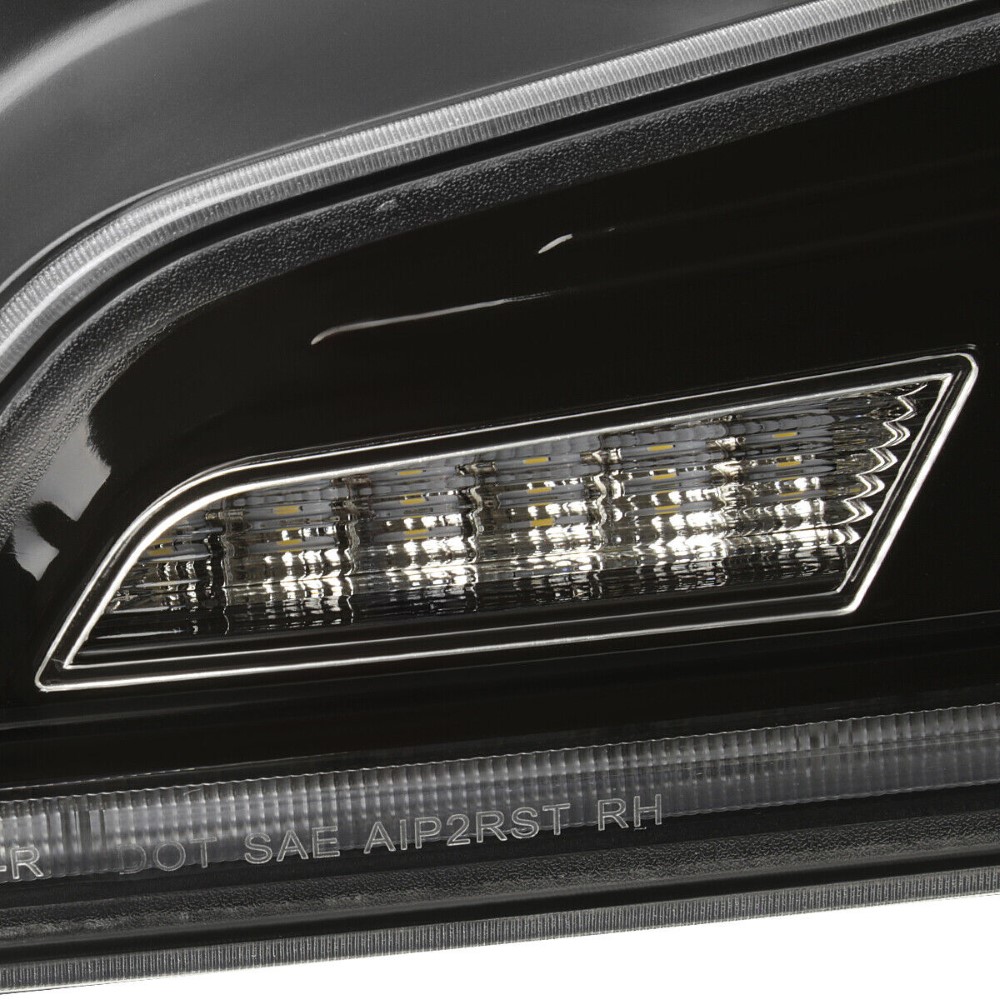 20032007 Infiniti G35 Coupe LED Dual Red Halo Sequential Turn Signal