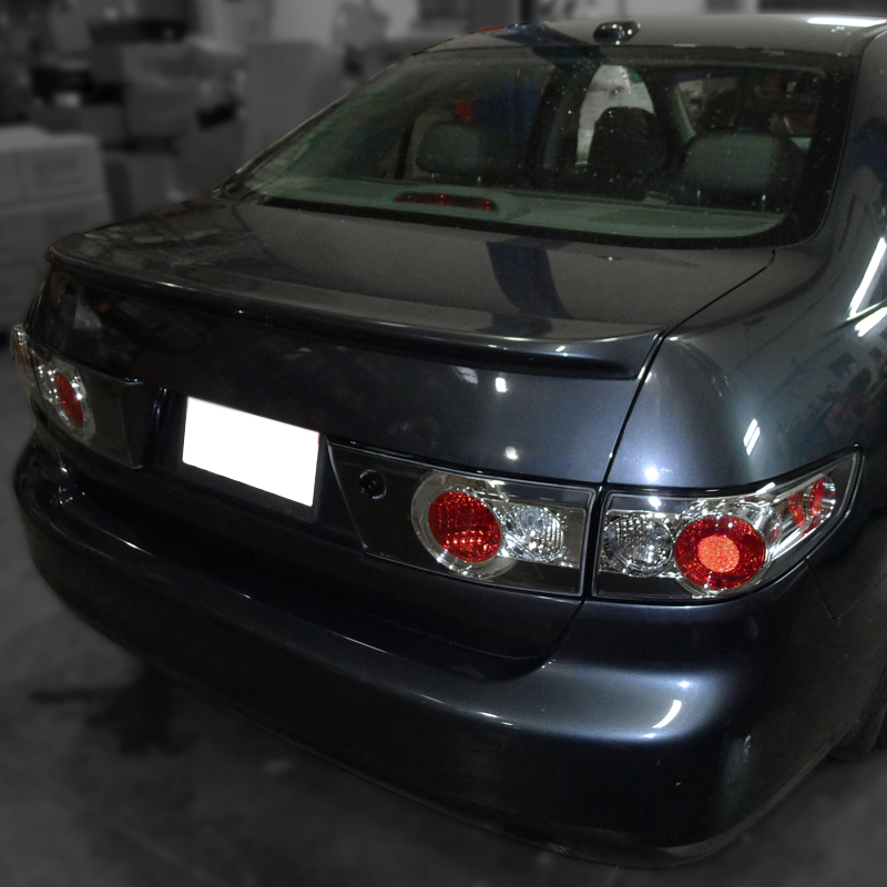 20032005 Honda Accord 4DR JDM Style Altezza Tail Lights Black LT