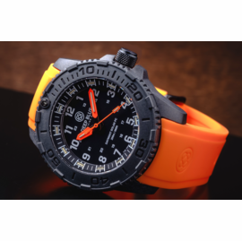 DAYNIGHT 43MM SOLAR TRITIUM POWERED PC TRITIUM  DAYNIGHT 43MM DIVER SOLAR POWERED PC TRITIUM WATCHWATCH