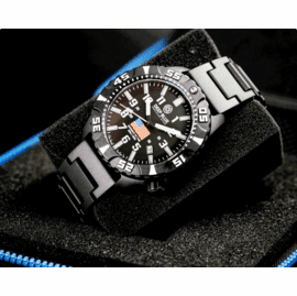 DAYNIGHT PC USA BLACK/ WHITE BEZEL TRITIUM AUTOMATIC T-100 SPECIAL EDITION