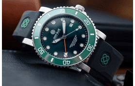 GREEN LAND 44MM DIVER GMT   2 TIME ZONE QUARTZ  -  GREEN CERAMIC  BEZEL -  DIVER