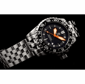 MASTER 2000 GMT AUTOMATIC SWISS ETA 2893-2