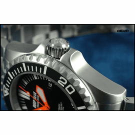 Master 2000 Screw Crown