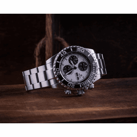 MASTER CHRONOGRAPH 15 YEAR ANNIVERSARY LIMITED EDITION AUTOMATIC VALJOUX 7750