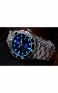 OCEAN MARINER  300 42MM SWISS AUTOMATIC BRACELET DIVER