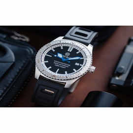 OCEAN MASTER 500 40MM SWISS AUTOMATIC 