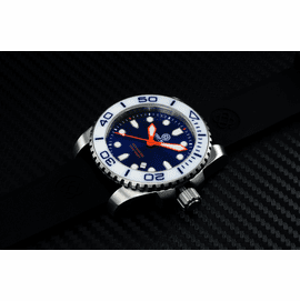 Sea Ram Quartz 2 - White Blue
