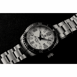 SWISS MADE ALPHA MARINE 500 T-100 TRITIUM - BLACK WHITE