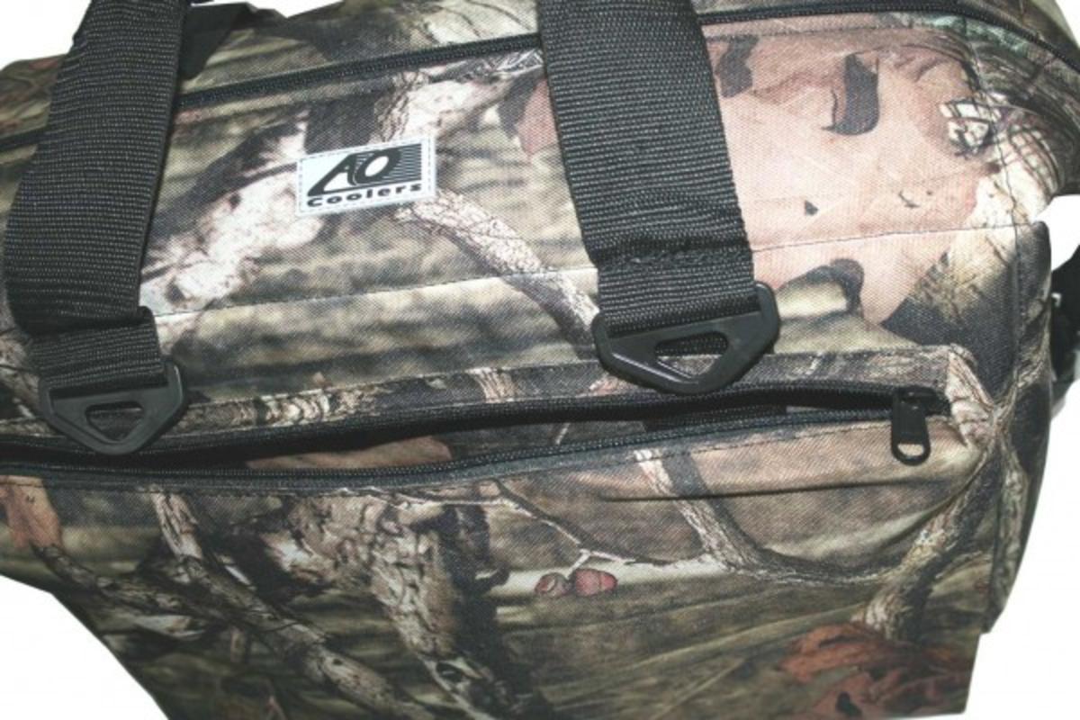 AO Coolers 24 Pack Deluxe Mossy Oak Cooler The Warming Store