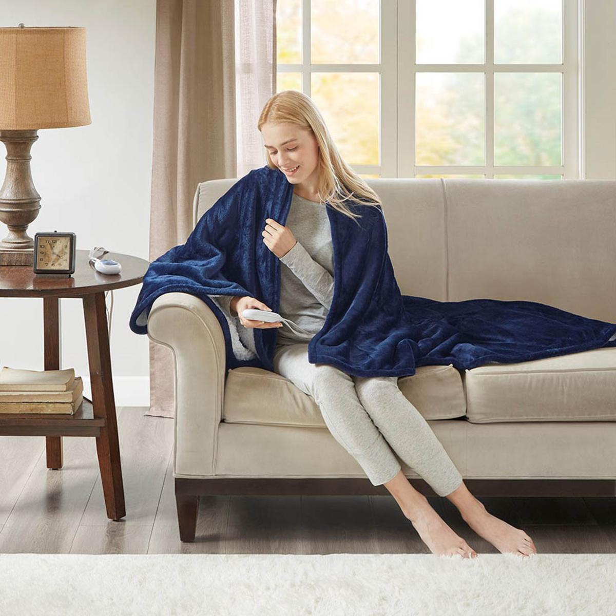 Woolrich Heated Plush to Berber Throw 60"W x 70"L The Warming Store