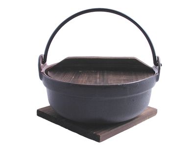6-1/4 Inch Cast Iron Nabe with Trivet