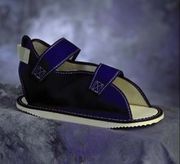 ROCKER BOTTOM <BR> CAST SHOES <br> Different Available Sizes