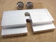 Shroud spacers