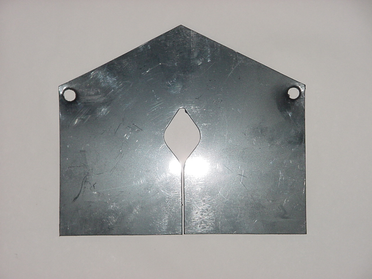 C47105 Cover Center Spindle RM Decks