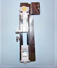 Button Hole Foot, Singer #088100 DISCONTINUED