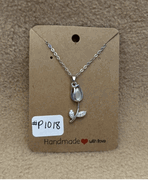 Cat Eye Tulip Necklace