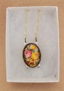 Oval Flower Necklace 