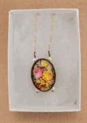 Oval Flower Necklace 