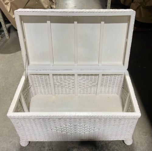 Cottage Wicker Trunk
