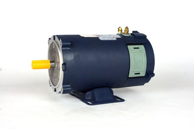 ZYT48-05 Brush-Type 56-Frame DC Motor 24VDC 1/2HP 1800RPM TEFC UL
