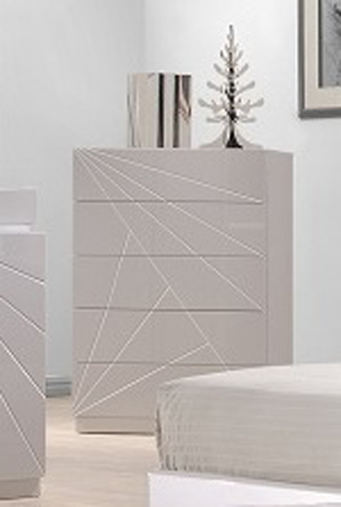 J&M Furniture Florence 5 Drawer Chest 17852C