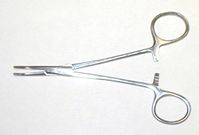 Hemostats  5" curved tip