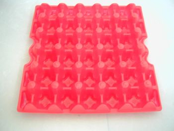RED Plastic economy egg tray EACH