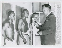1955 Boxing JIMMY CARTER vs WALLACE BUD SMITH Vintage Press Photograph WEIGH-IN 