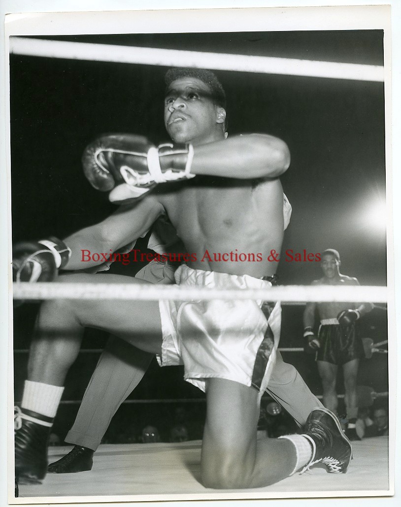 1960 Boxing RORY CALHOUN vs SPIDER WEBB Vintage Photograph COW PALACE