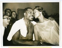 1961 Boxing ARCHIE MOORE & Wife JOAN Vintage Photograph MSG, NEW YORK