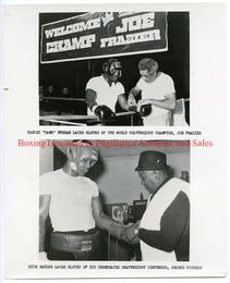 1973 Boxing GEORGE FOREMAN & JOE FRAZIER Vintage Photograph WITH TRAINERS