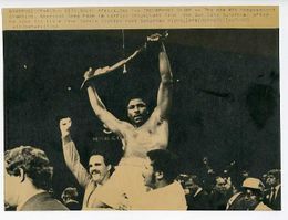 1984 Boxing GREG PAGE WINS TITLE Vintage Photograph SOUTH AFRICA 