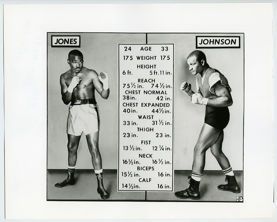 Boxing DOUG JONES vs HAROLD JOHNSON Photograph PHILADELPHIA, PENNSYLVANIA