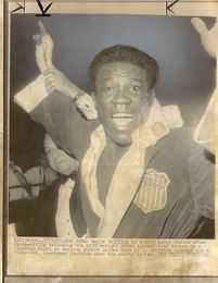 Emile Griffith defeats Joey Archer - 1967 Vintage Boxing Photograph