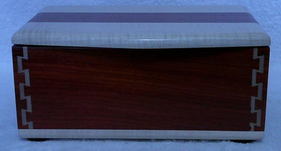 BLOOD WOOD AND MAPLE (0915202501)