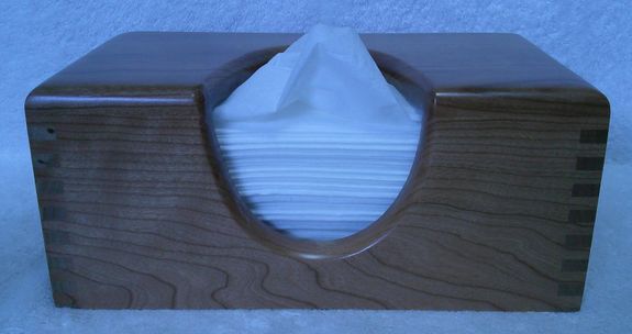 PUFFS TISSUE BOX SOLID CHERRY (1017202505)