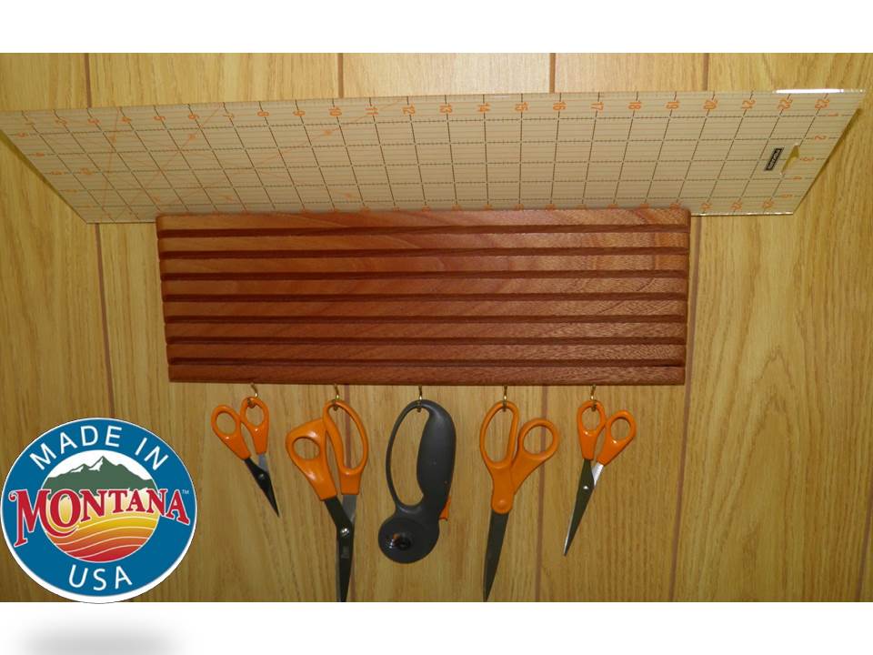 QUILTING RULER HOLDER, WALL MOUNTED, SOLID MAHOGANY, 8 SLOT. (0813201303)