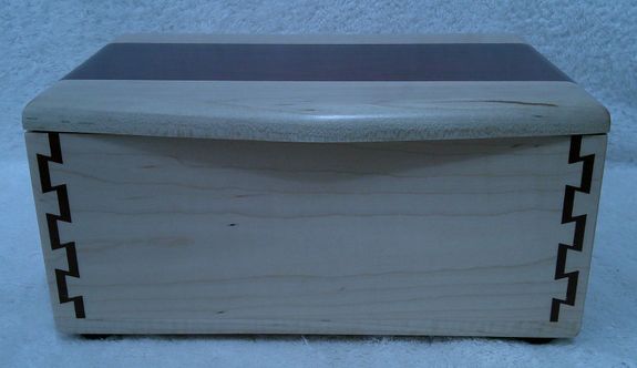 TRINKET BOX MAPLE AND BLOOD WOOD (1003202501)