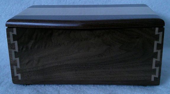 *TRINKET BOX, SOLID WALNUT AND MAPLE (0225202603)