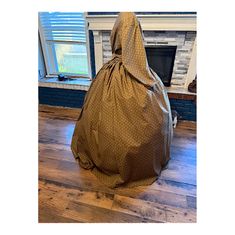 Cocoa Historical Print Civil War Simple Day Dress or Camp Dress 36