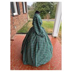 Green and Navy Plaid Civil War Simple Day Dress Camp Dress 30