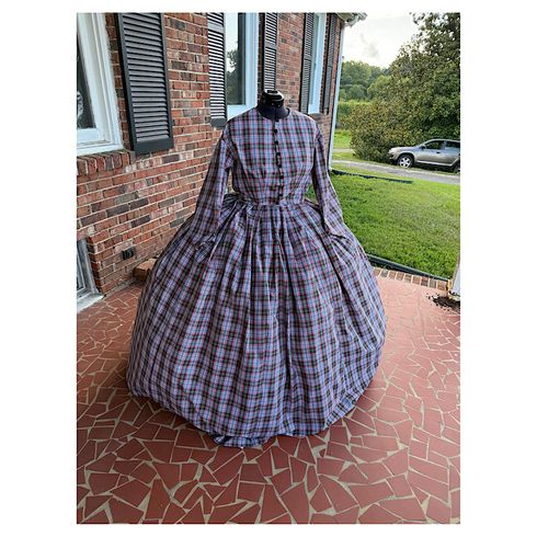 Green, White & Red Cotton Plaid Civil War Simple Day Dress 34