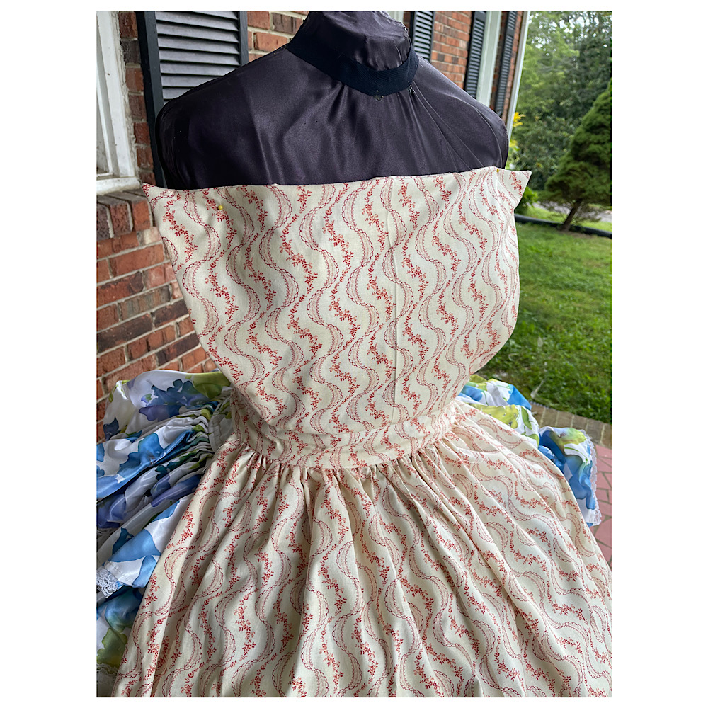 Ivory w/Antebellum Stripe Civil War Pinner Apron