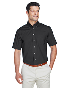 Devon & Jones Men's Crown Woven Collection SolidBroadcloth Short-Sleeve Shirt. D620S
